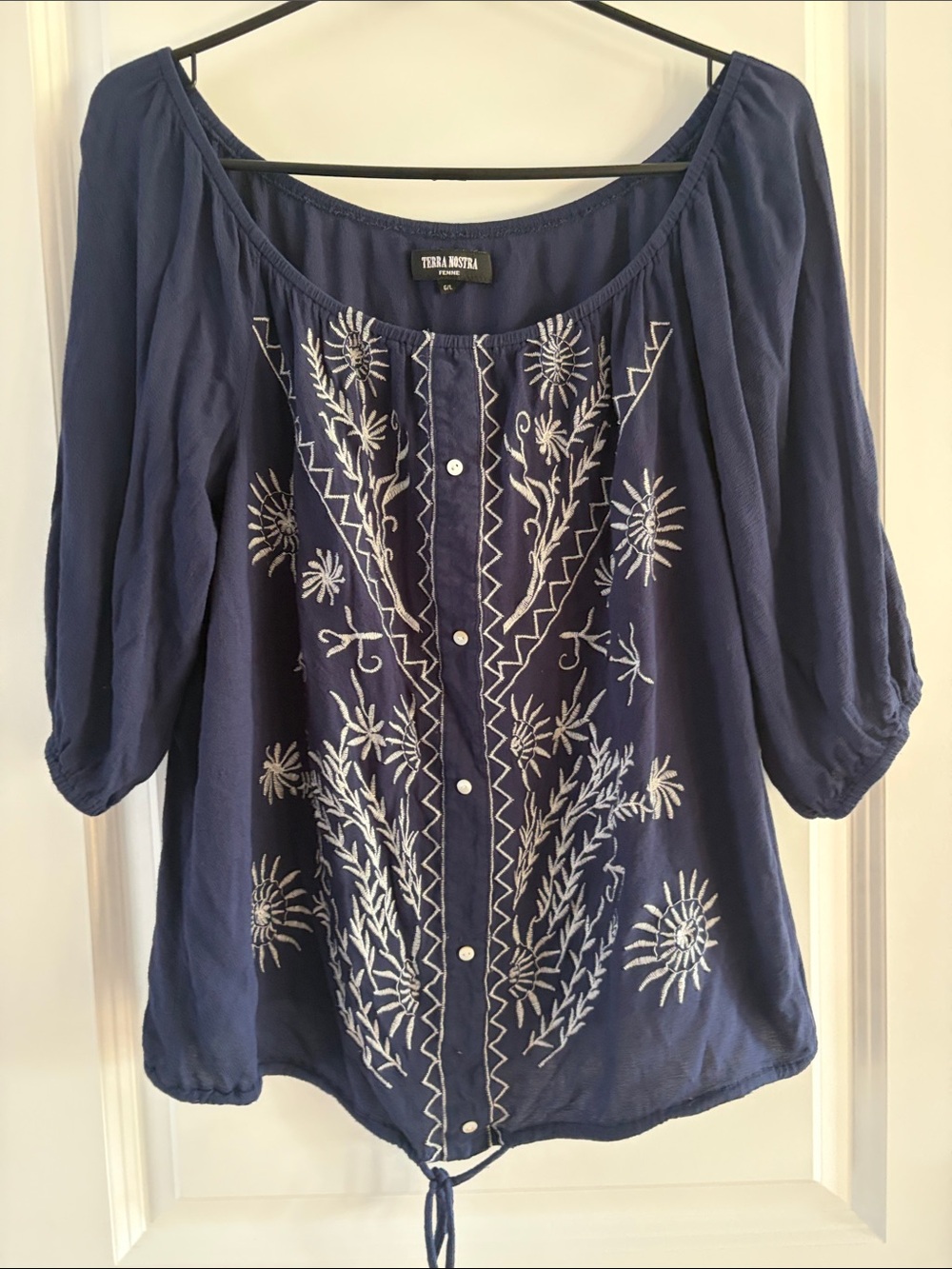 Terra Nostra Navy Embroidered Boho Button-Front Tunic.   A5